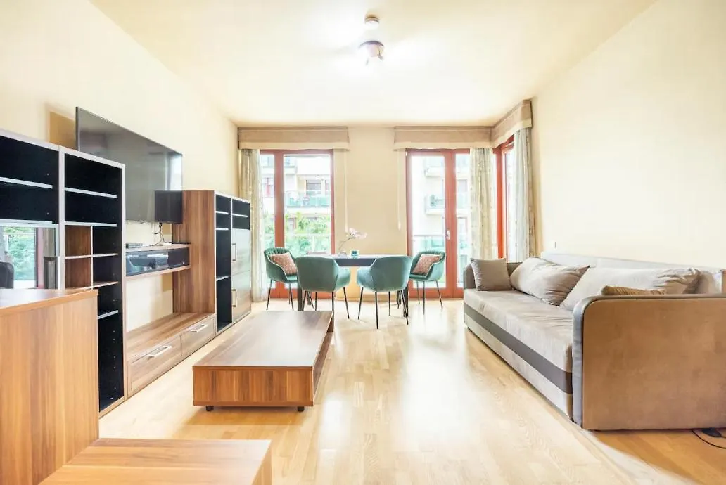 Danube Dream Superb View & Garage Apartment Budapesta